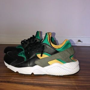 Nike Huarache Mens shoe